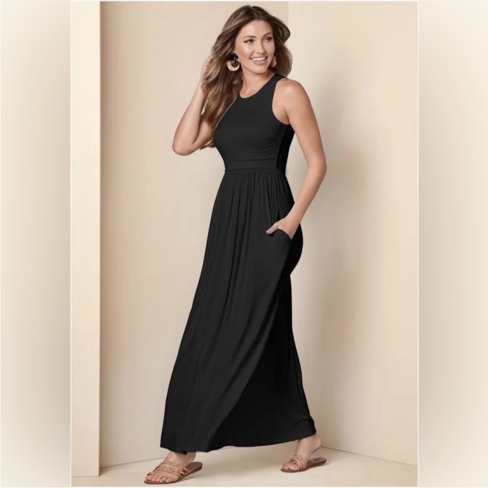 Mercer & Madison Elegant Black Maxi Dress